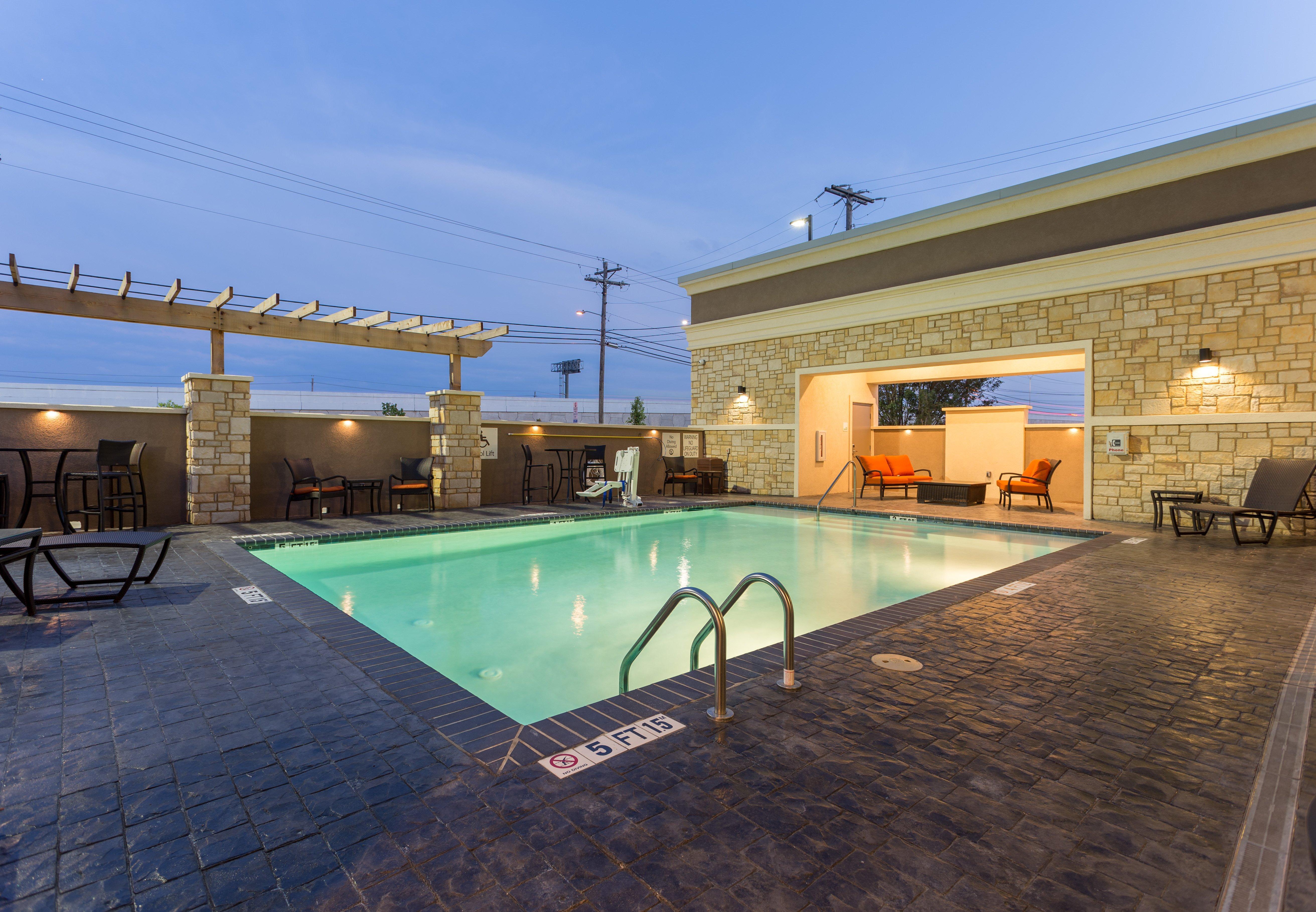 Holiday Inn San Marcos Convention Center By Ihg Exterior photo