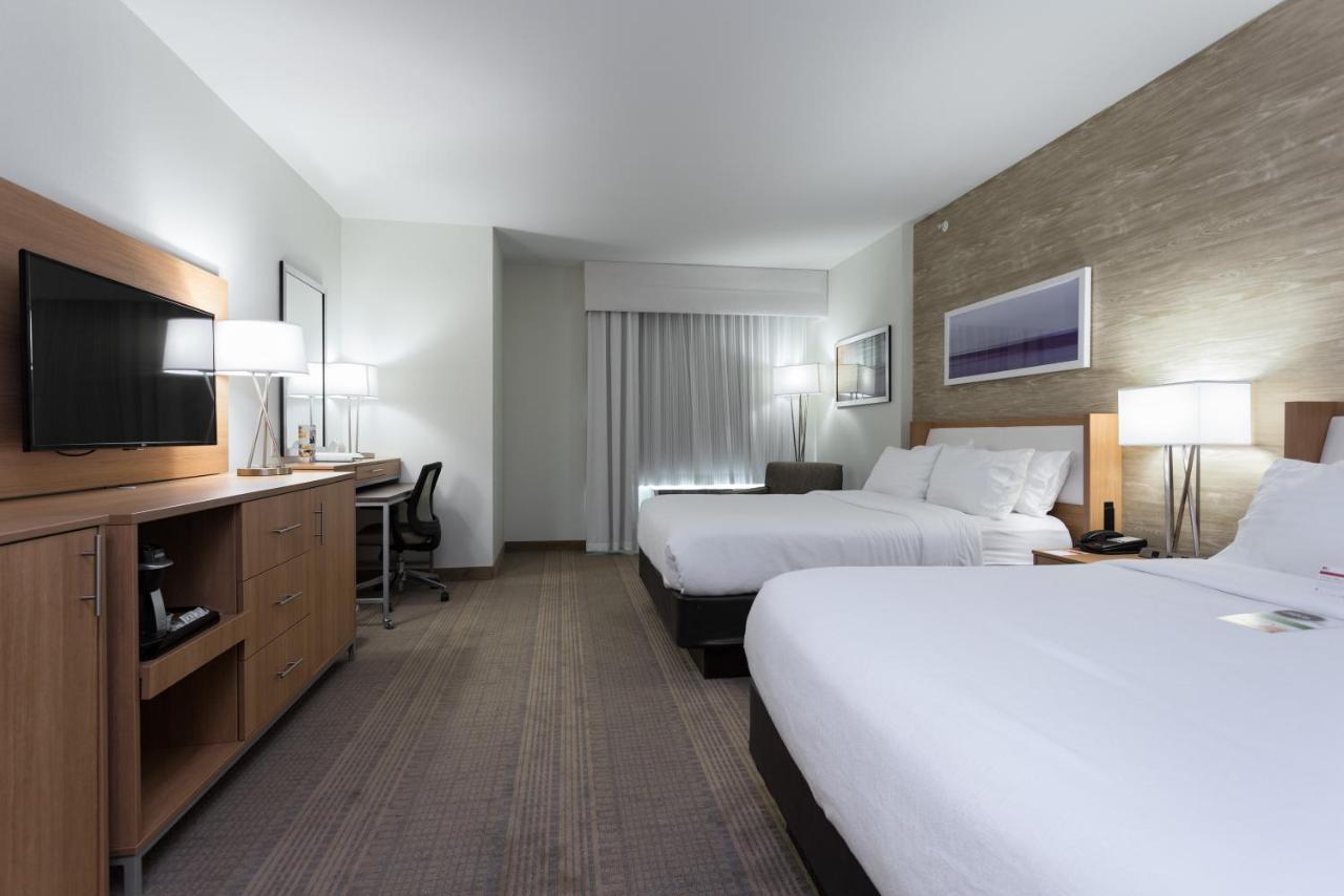Holiday Inn San Marcos Convention Center By Ihg Exterior photo